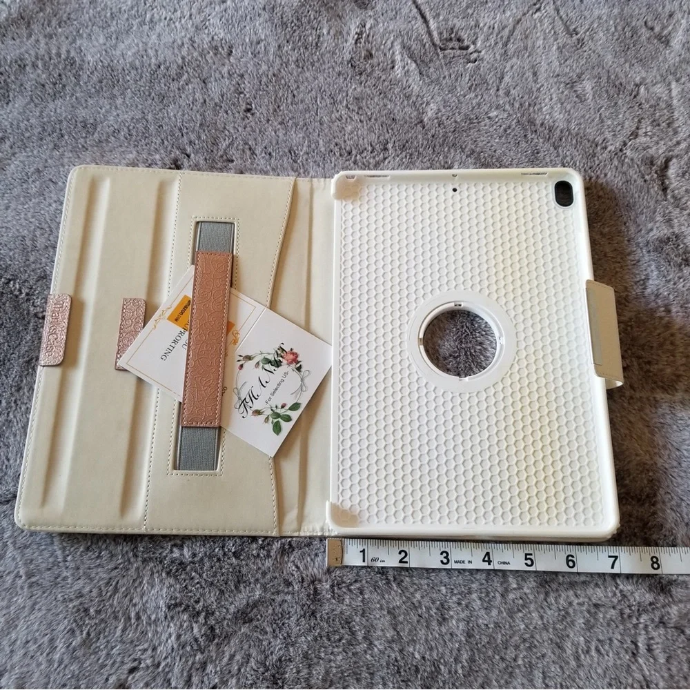 tablet case in Rosie pink & ivory